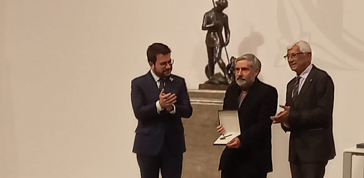 La Generalitat reconoce la trayectoria de Albert Planes con una Medalla Josep Trueta